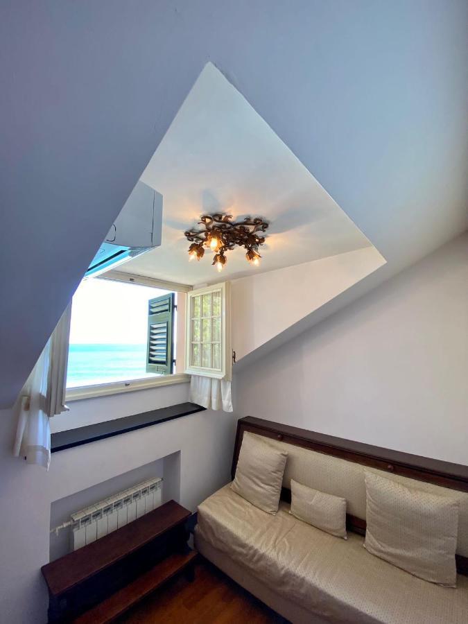 Hotel Punta Est Finale Ligure Exterior foto